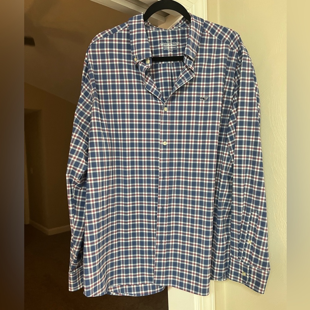 Men’s Vineyard Vines Performance Button Down